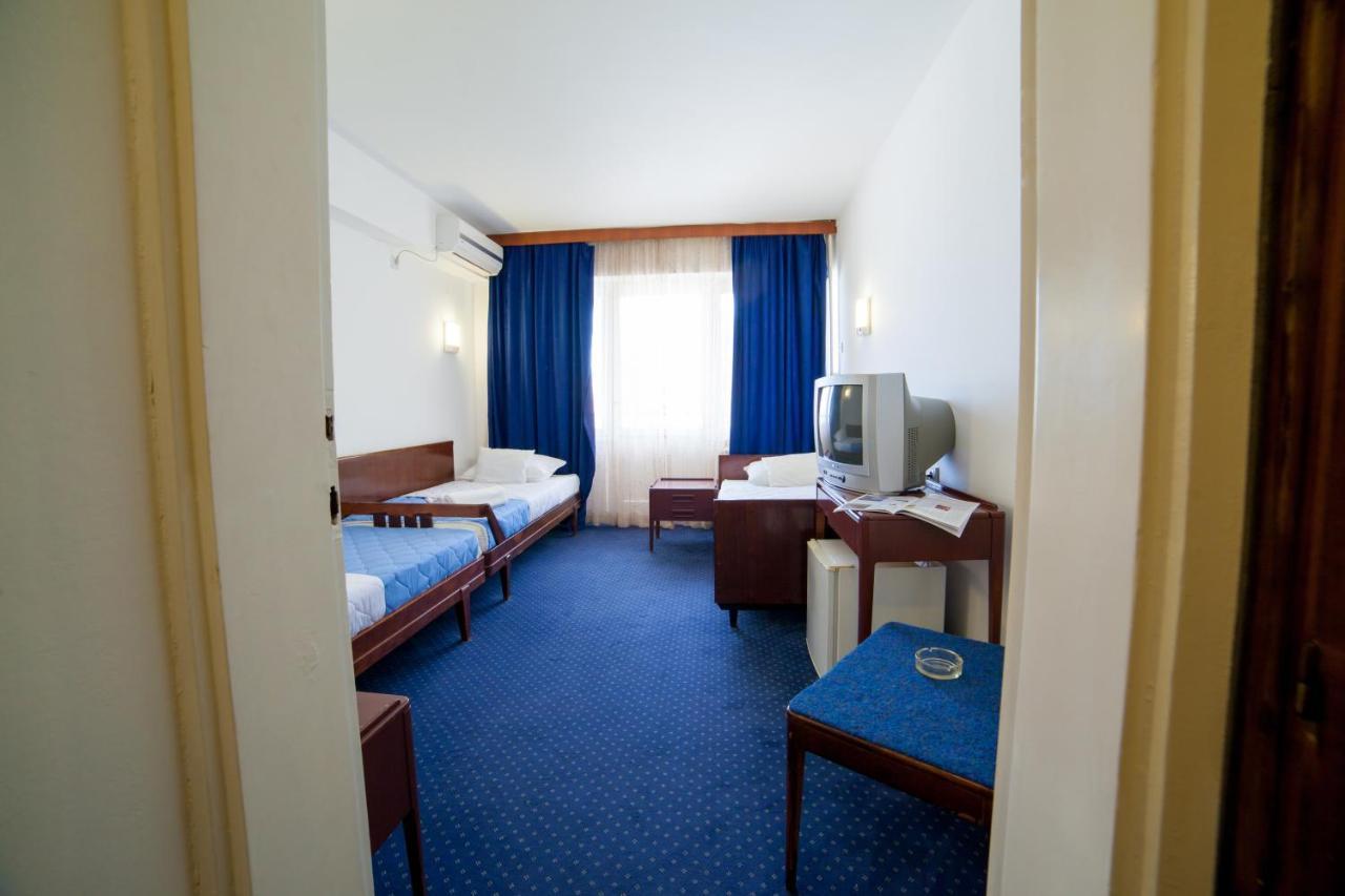 Corpus B - Hotel Albatros Ulcinj Room photo